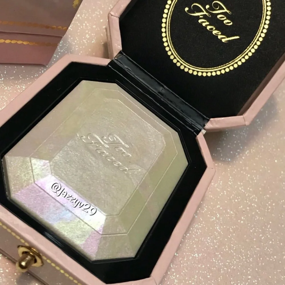 💎Too Faced Diamond Light Highlighter💎